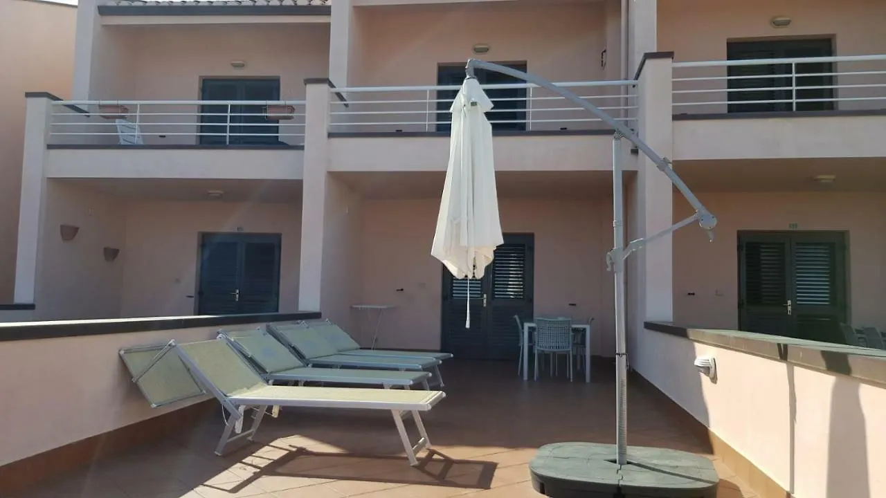 Appartamento Cefalù Begonie House 0*,