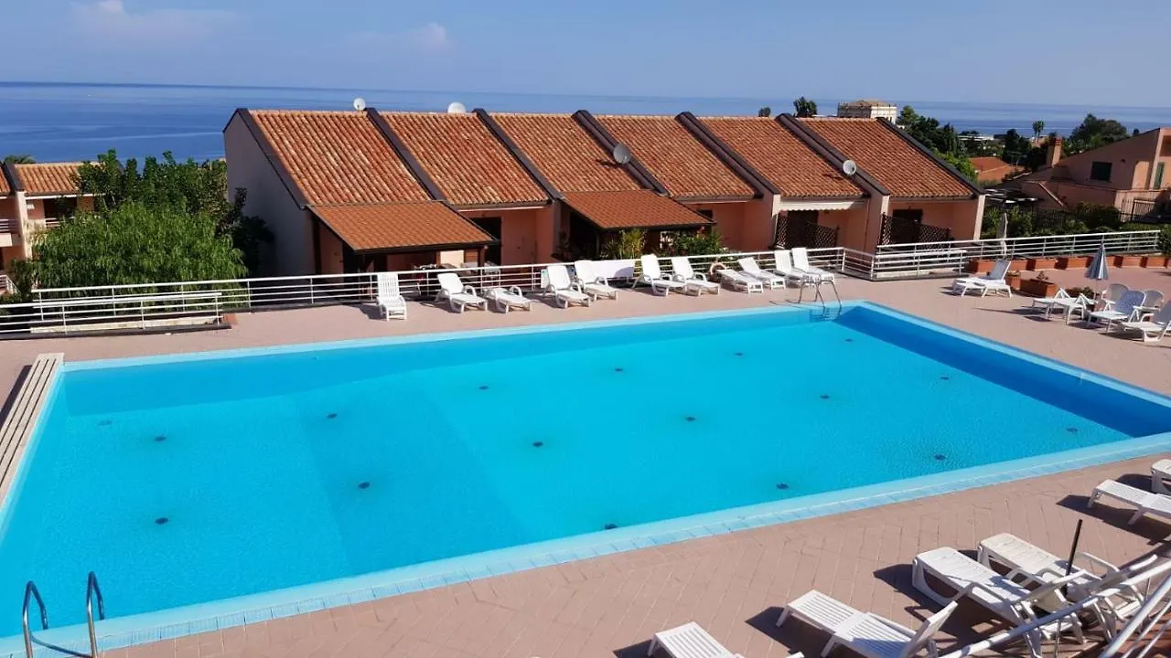 Cefalu Begonie House アパート