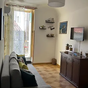 Apartment Dans Les Venelles, Cefalu